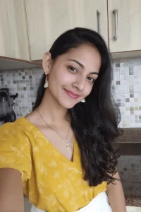 Picture of Komal (Author)